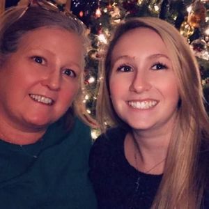 Meet your Posher, Rebecca